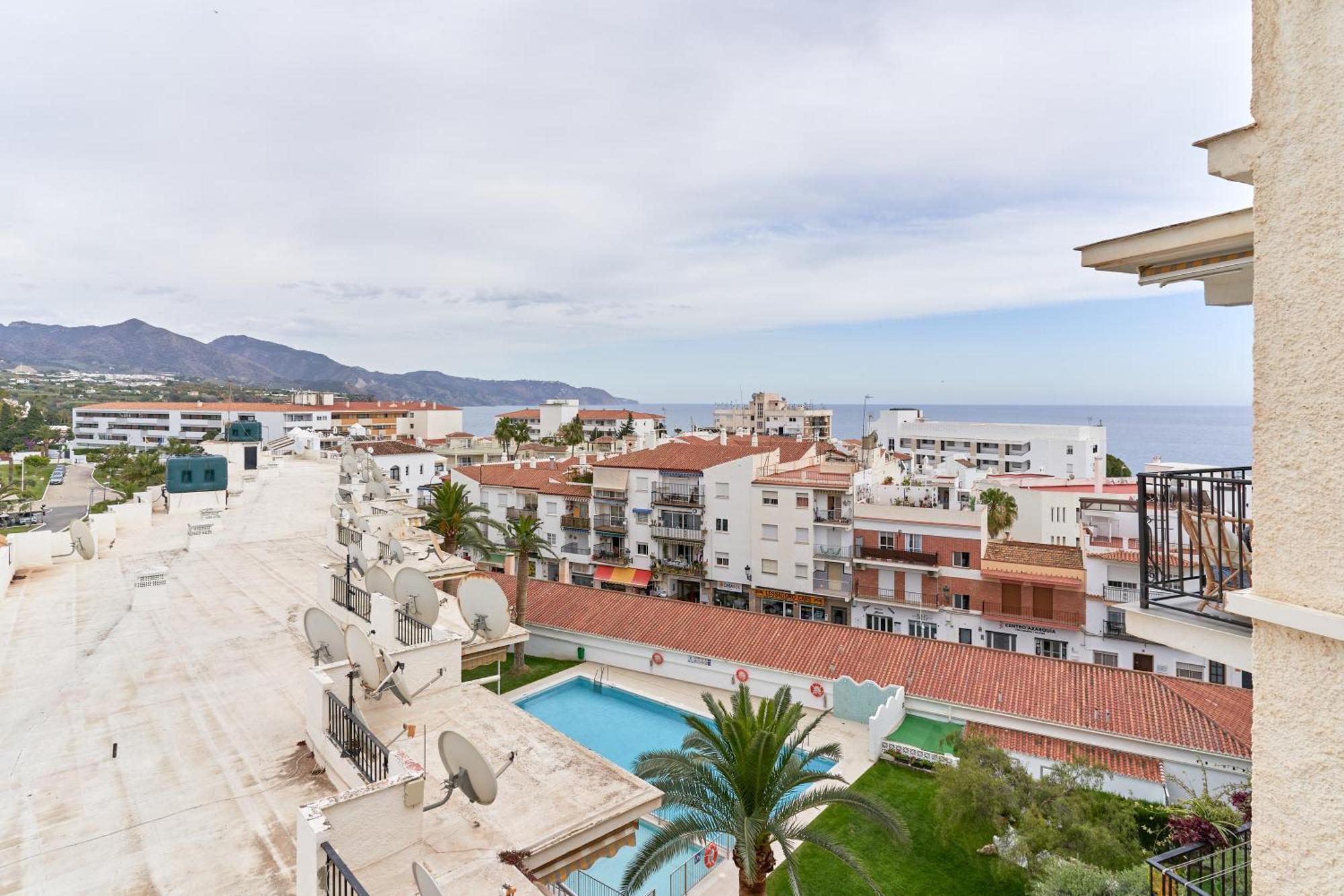 1 Bed Apartment With Sea View Nerja Zewnętrze zdjęcie